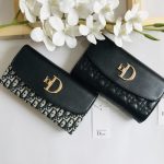 کیف پاسپورتی دیور خارجی