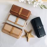 کیف پاسپورتی جلو سگگ